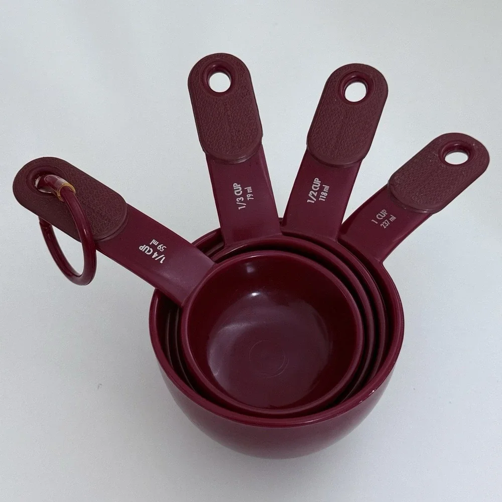 KitchenAid Red Plastic Measuring Cups Rubber Grip Complete Set with Clip